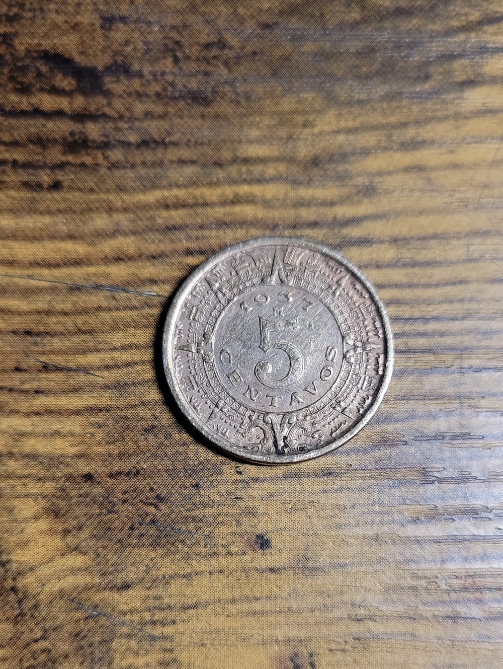 Vintage 1937 Mexican 5 Centavos Coin- Silver Tones